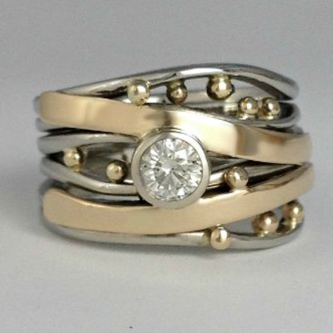 Royal - Bague en Zirconia Incrusté d'Or Vintage