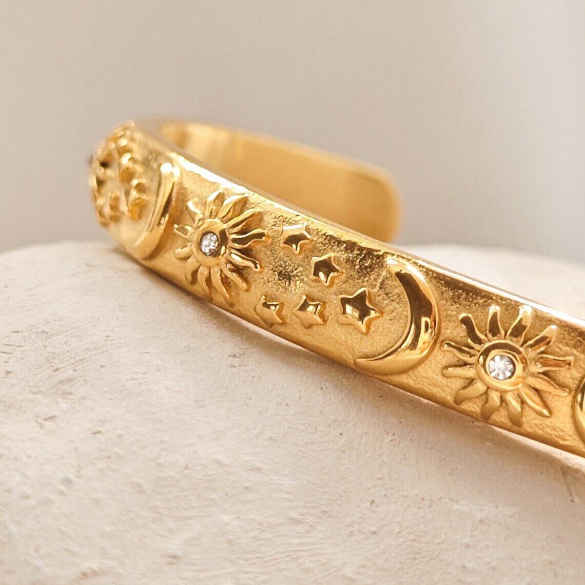 Bracelet Céleste Soleil et Lune avec Cristaux de Zirconium (Plaqué Or)
