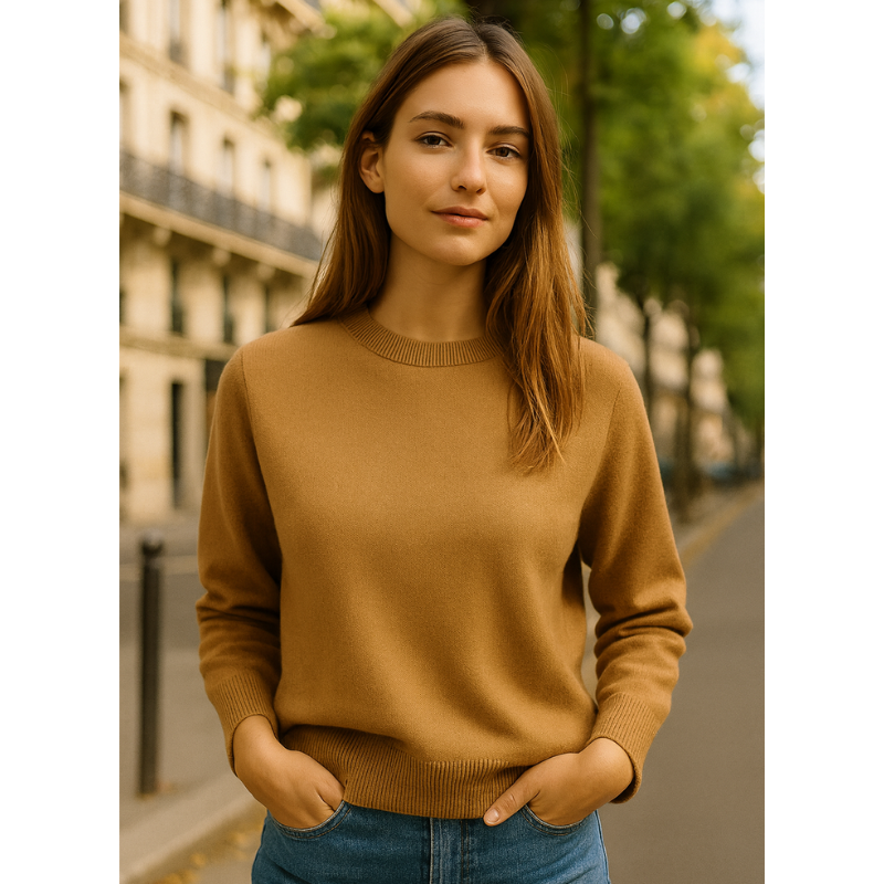 Pull Parisien – Maille Douce Couleur Caramel