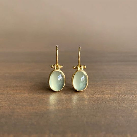 Boucles d'oreilles vintage avec pierre de lune verte