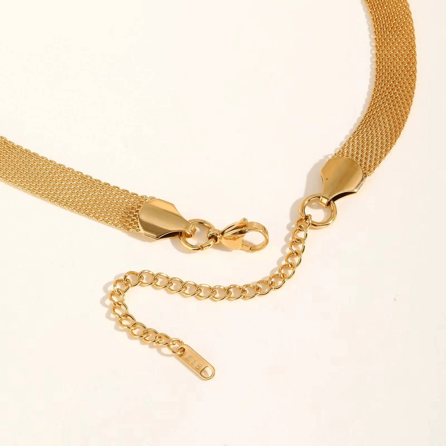 Collier Choker en Maille Élégante (Plaqué Or)