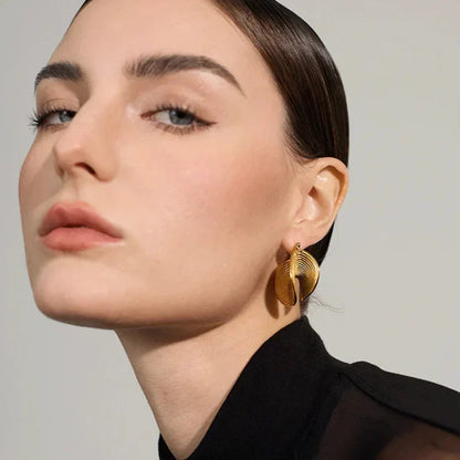 Boucles d'oreilles en cerceau concave (Plaqué Or)