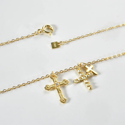 Collier Croix Triple Zirconias (Plaqué Or)