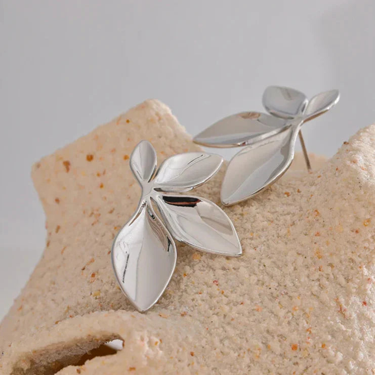Boucles d'Oreilles Nature avec Forme de Feuille (Plaqué Or)