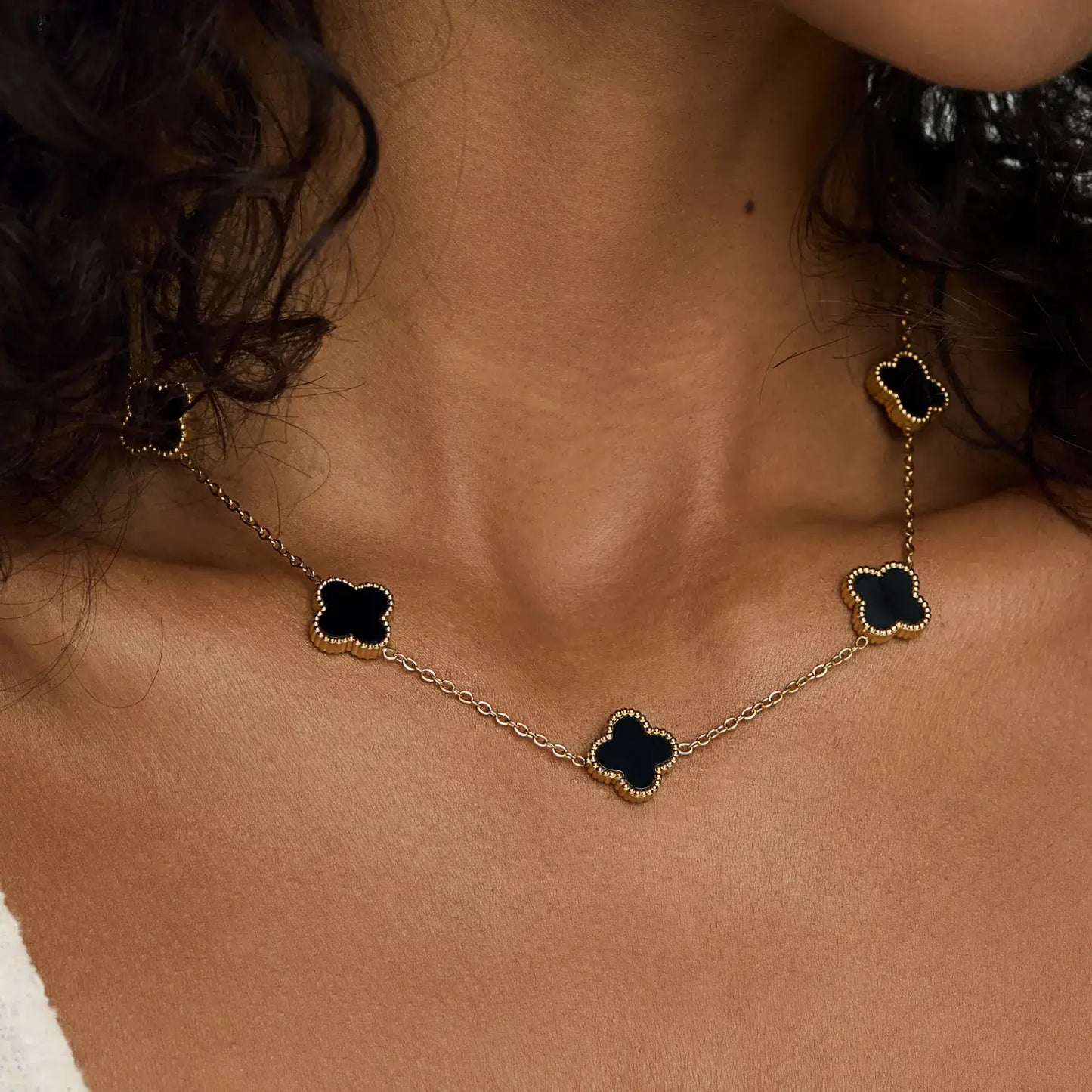 Collier Vintage 10 Trèfles (Plaqué Or)